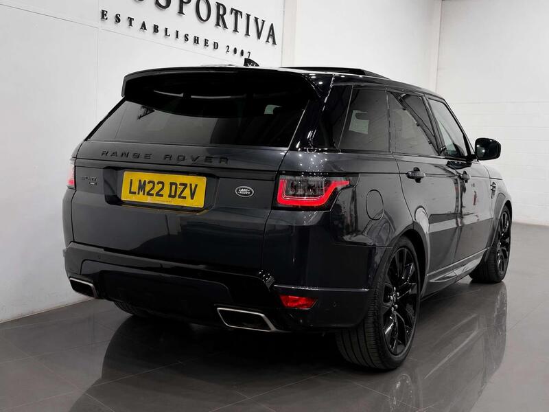 Land Rover Range Rover Sport view 4