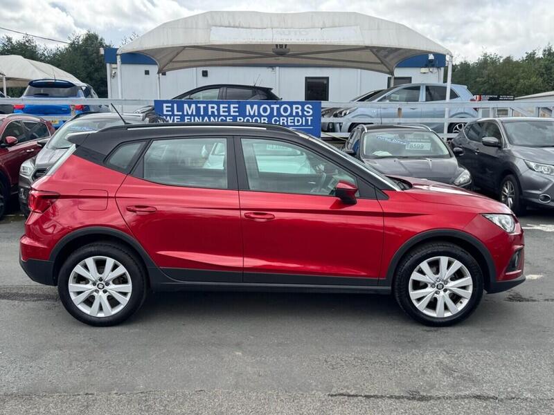 Seat Arona view 3
