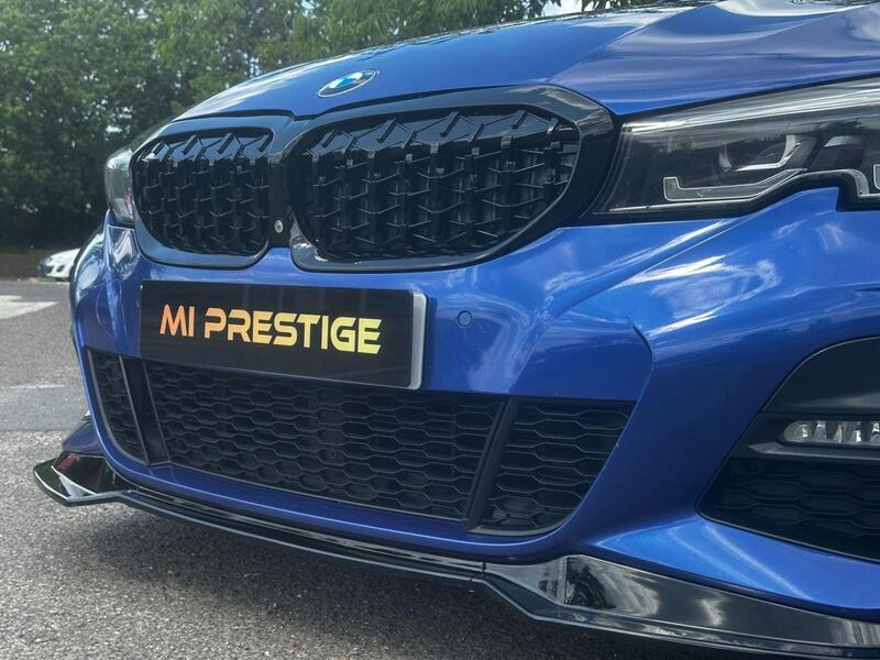 BMW 3 Series view 4
