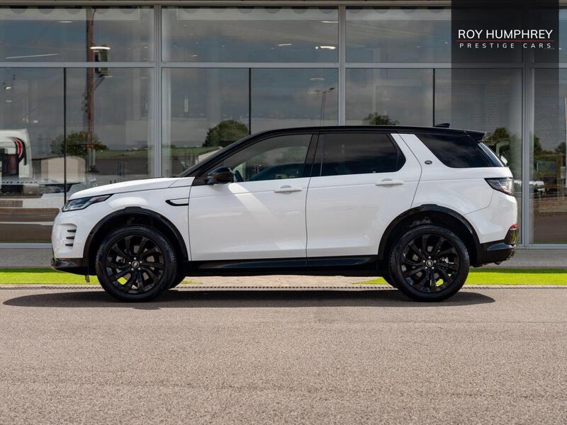 Land Rover Discovery Sport view 6