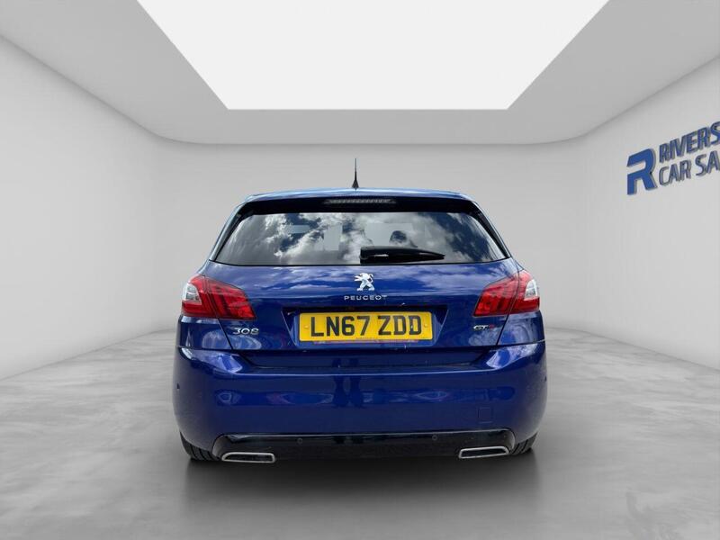 Peugeot 308 view 5