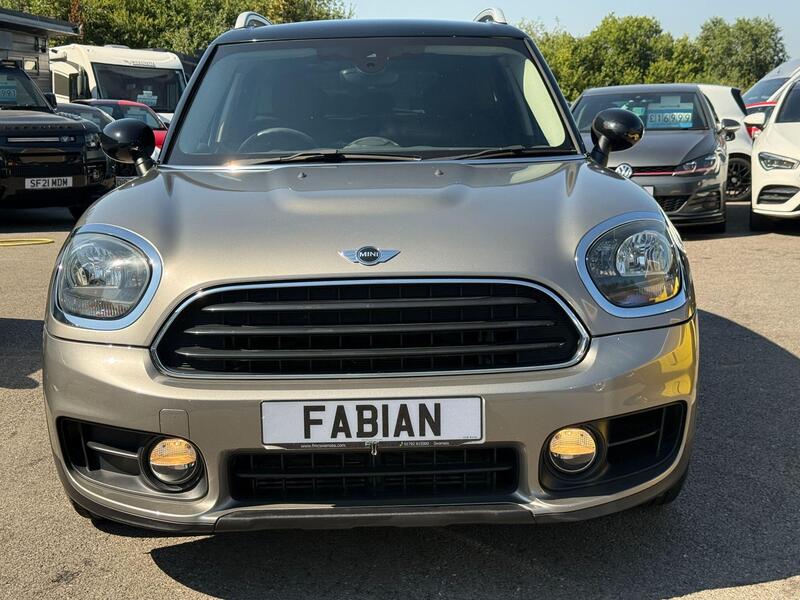 Mini Countryman view 4