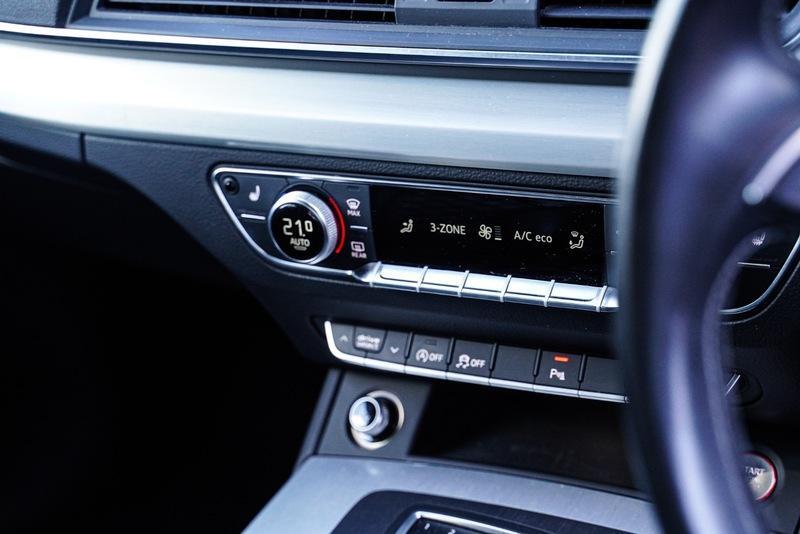 Audi SQ5 view 12