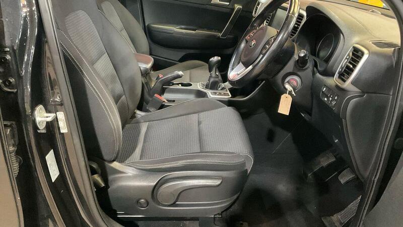 Kia Sportage view 3