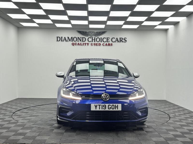 Volkswagen Golf view 2
