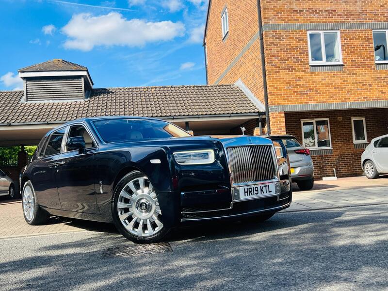 Rolls-Royce Phantom view 16