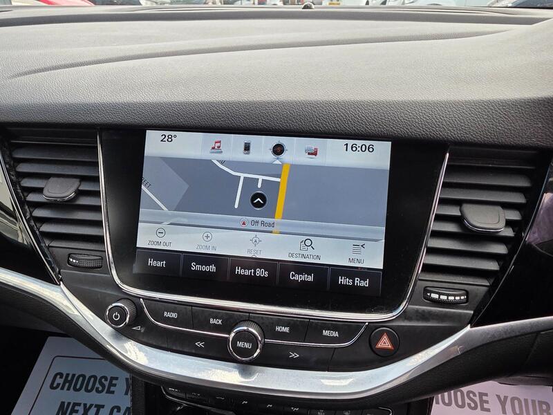 Vauxhall Astra view 3