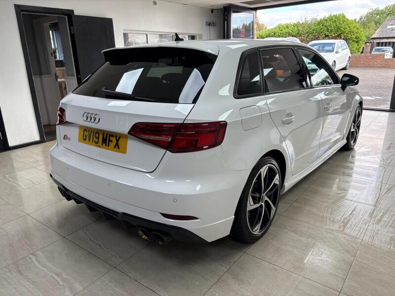 Audi Audi S3 view 3