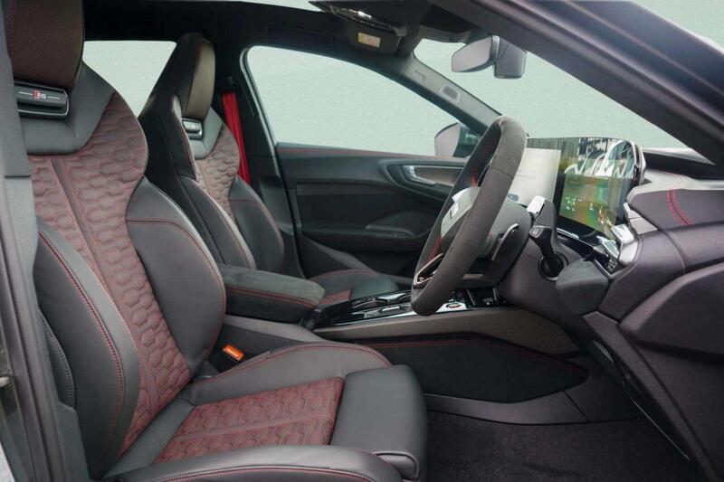 Audi RS5 view 3