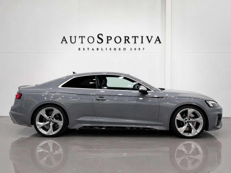 Audi RS5 view 3