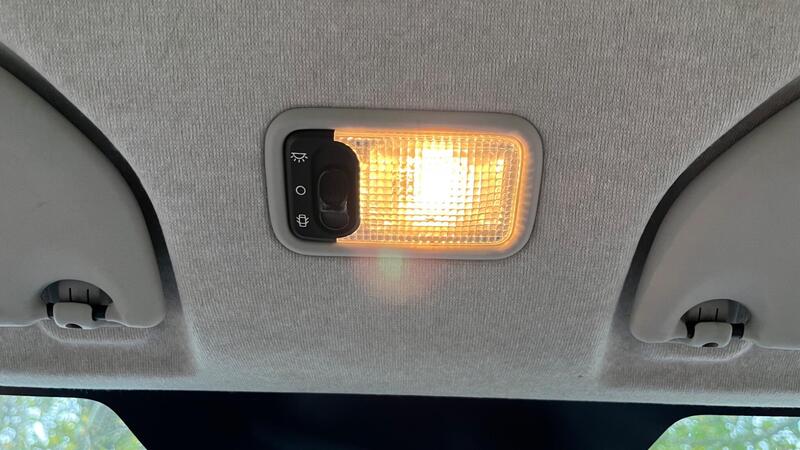 2009 Peugeot 107 — photo 38