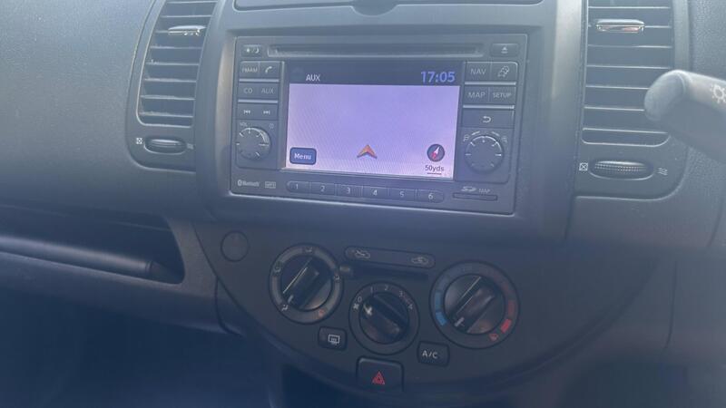 2010 Nissan Note — photo 12