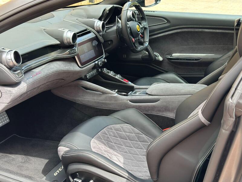 Ferrari Gtc4lusso view 7