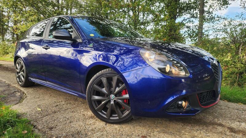 2017 Alfa Romeo Giulietta — photo 18
