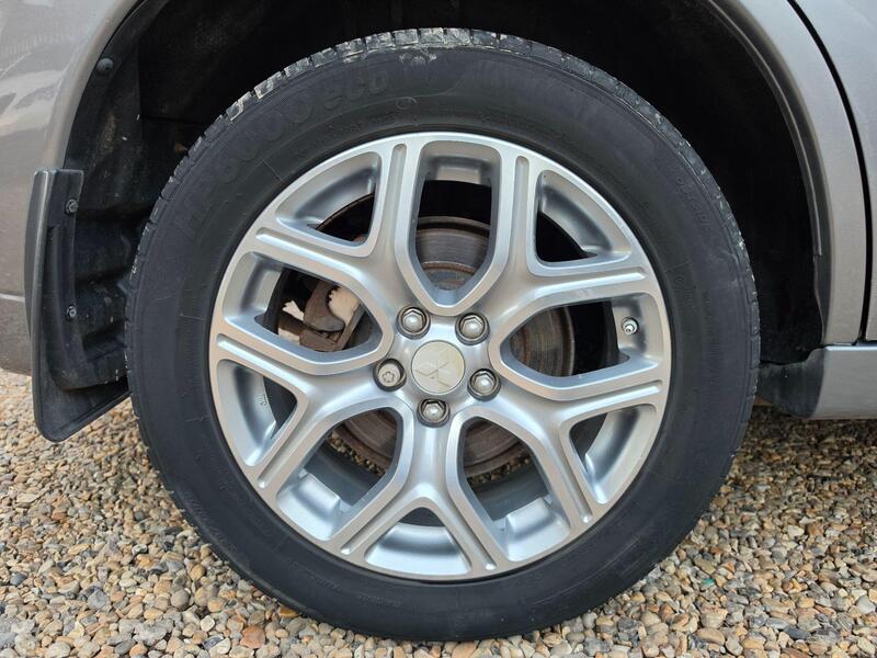 Mitsubishi Outlander 2.0h 12kWh GX4h CVT 4WD Euro 5 (s/s) 5dr thumbnail 18