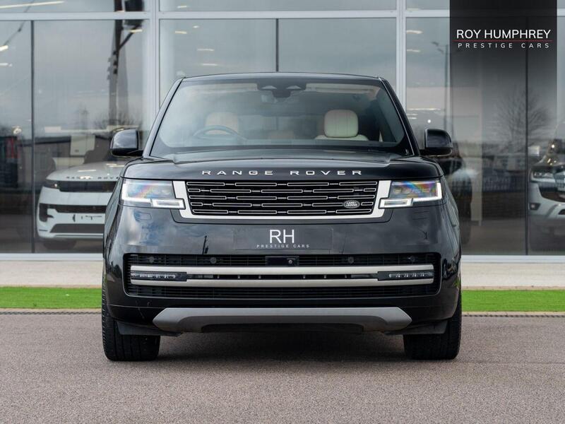 Land Rover Range Rover view 4