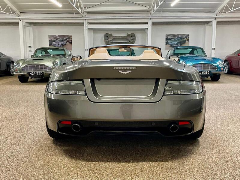 Aston Martin DB9 view 6