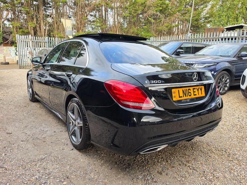 Mercedes-Benz C Class 2.1 C300dh AMG Line (Premium Plus) G-Tronic+ Euro 6 (s/s) 4dr view 3