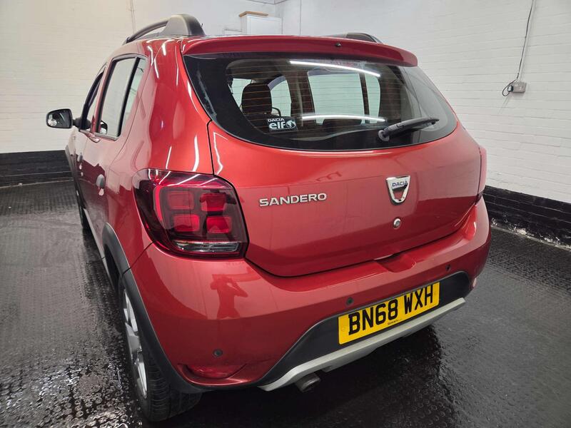Dacia Sandero Stepway view 4