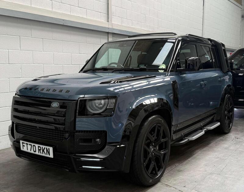 Land Rover Defender 110 view 3