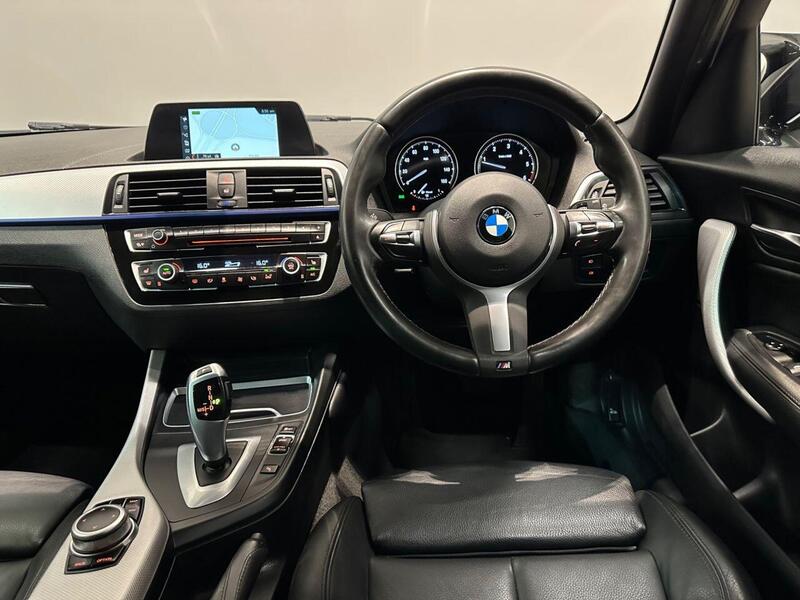 BMW 1 Series view 3