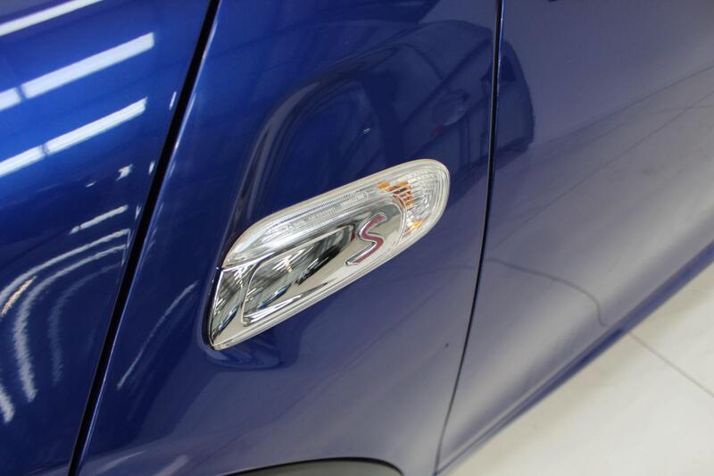 2019 MINI Hatch in Blue — image 47 of 71