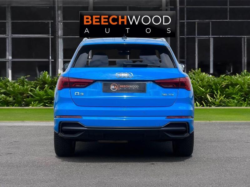 Audi Q3 view 4