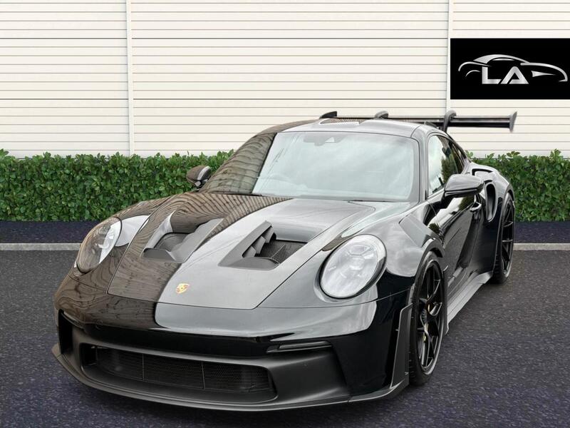 Porsche 911 view 2