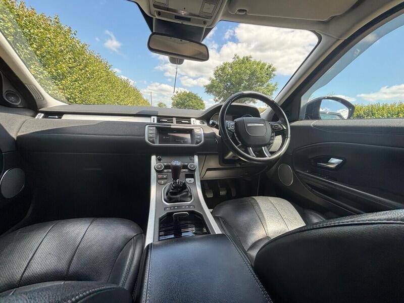 Land Rover Range Rover Evoque view 28