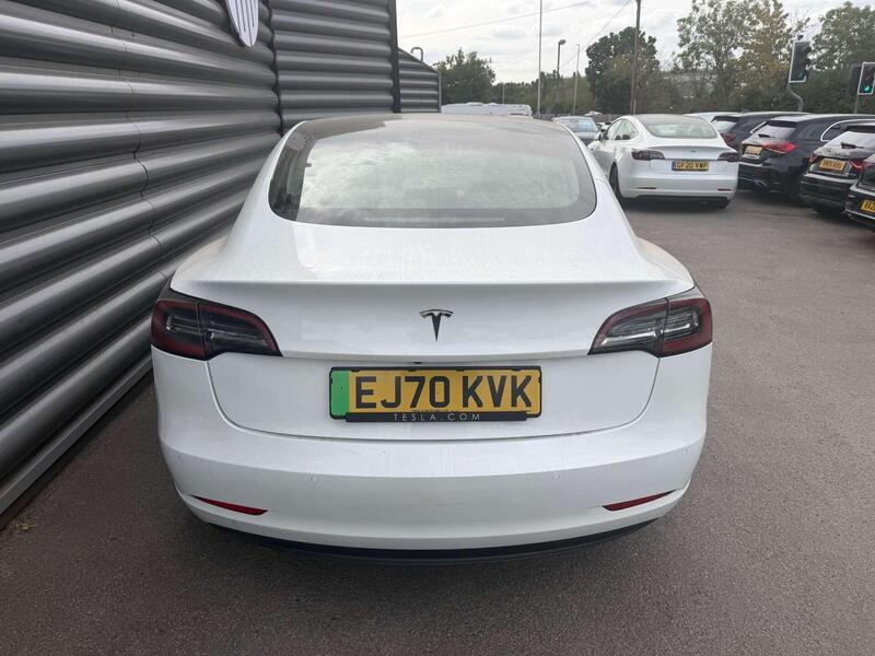 Tesla Model 3 view 4