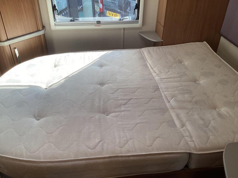 Auto-Trail Tracker RB — image 33