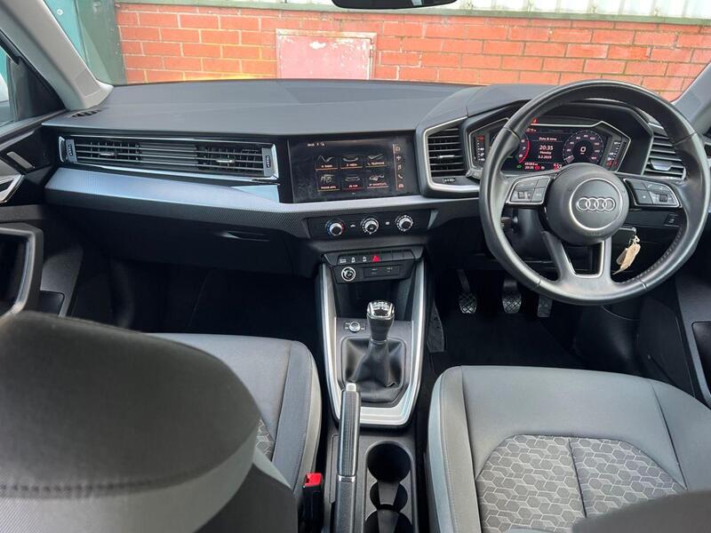 Audi A1 view 16