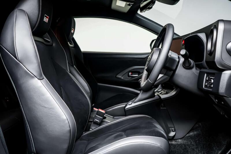 Toyota Yaris view 6