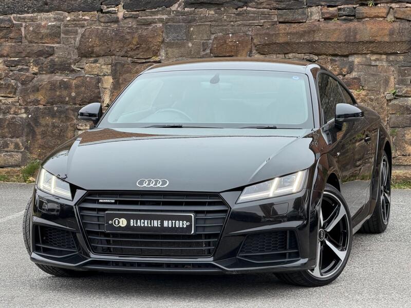 Audi TT view 3