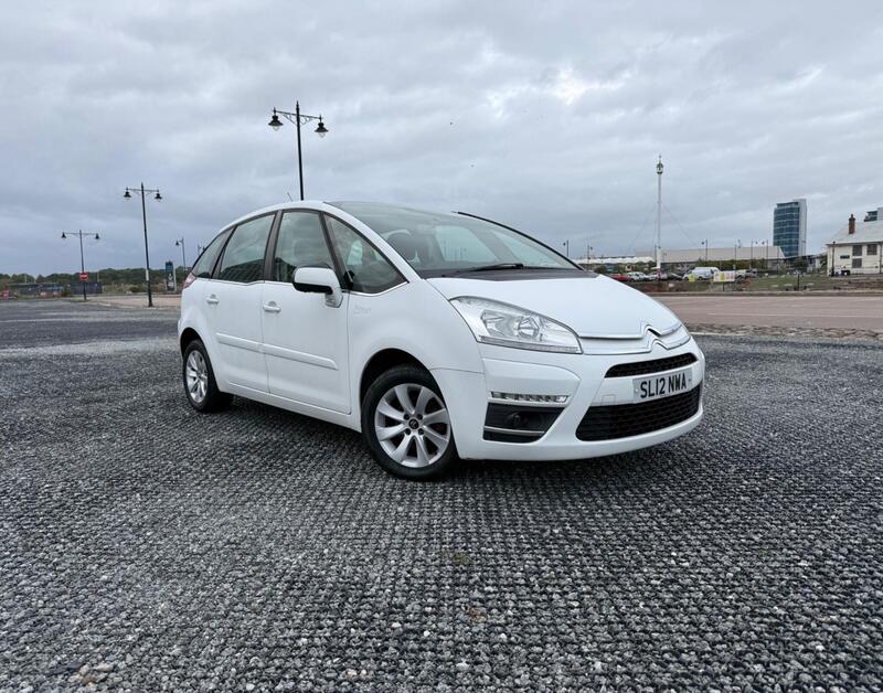 Citroen C4 Picasso — photo 1
