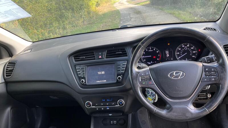 2016 Hyundai i20 — photo 18