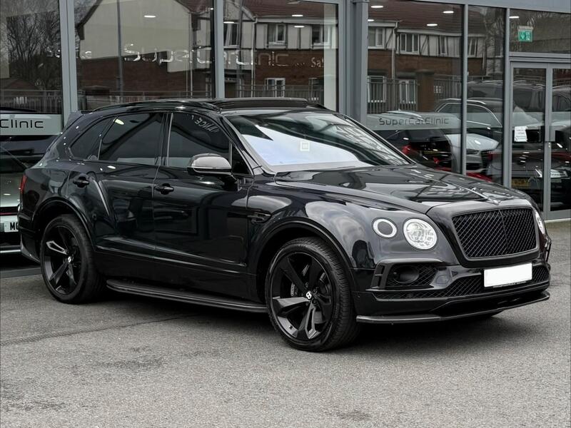 Bentley Bentayga view 4