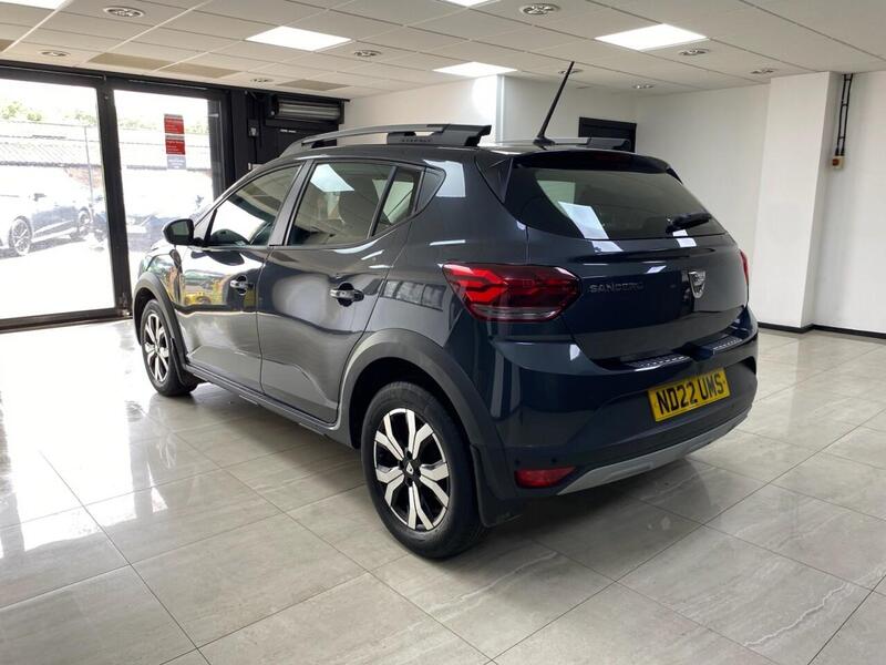 Dacia Sandero Stepway view 5