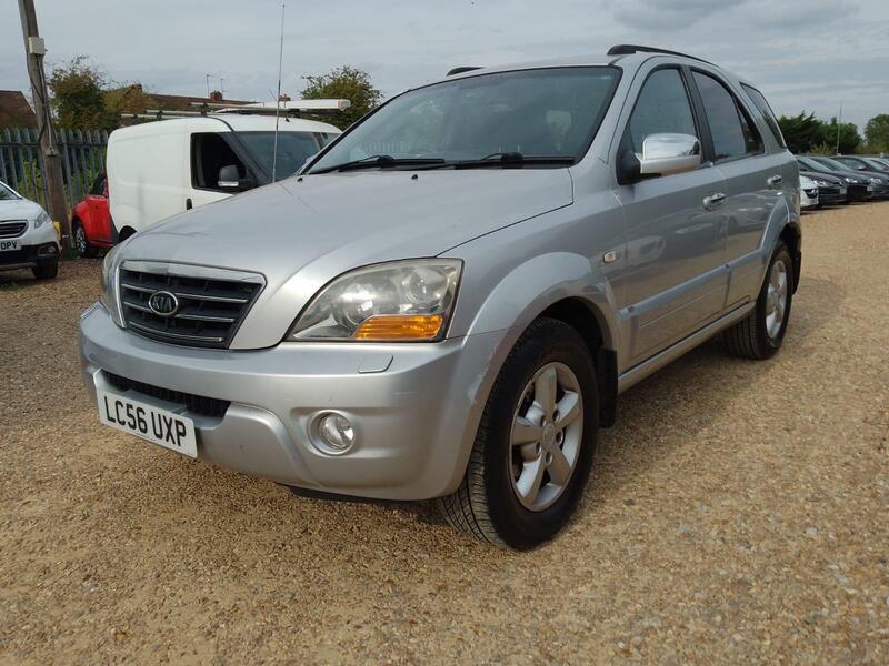 Kia Sorento view 3