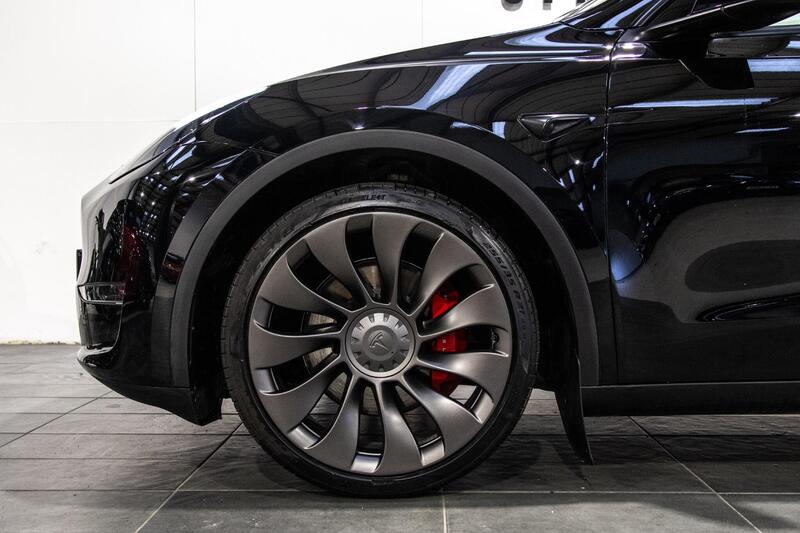 Tesla Model Y view 5
