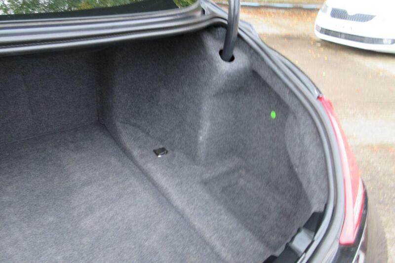 BMW 6 Series view 34