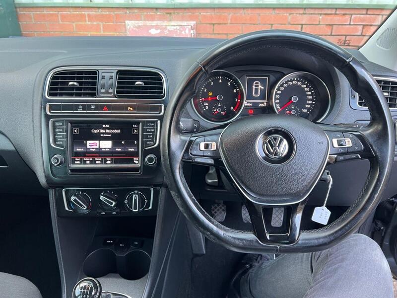 Volkswagen Polo view 19