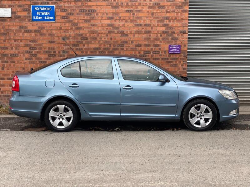 Skoda Octavia view 5