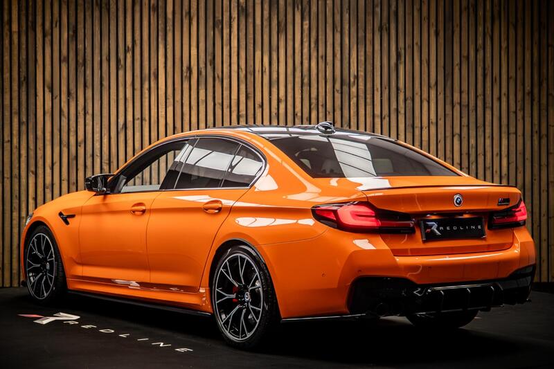 BMW M5 view 3