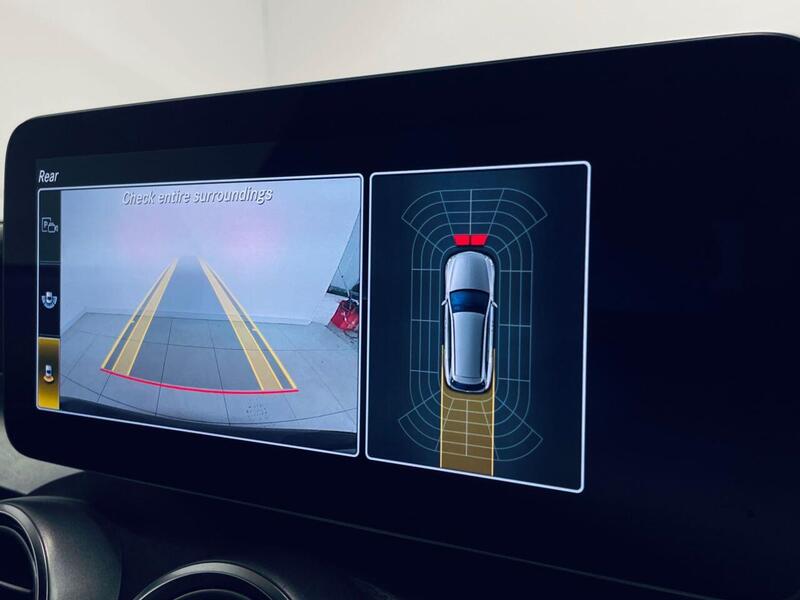 Mercedes-Benz C Class view 2