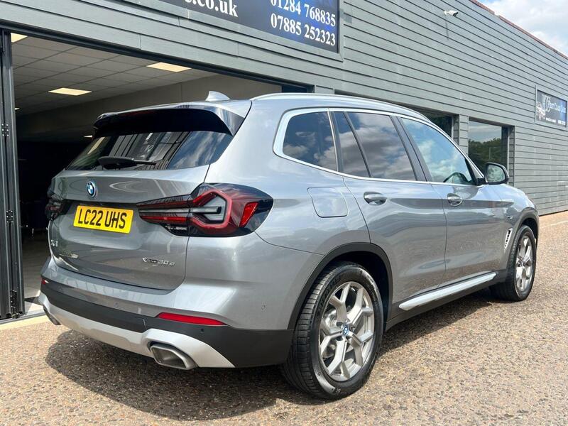 BMW X3 view 7