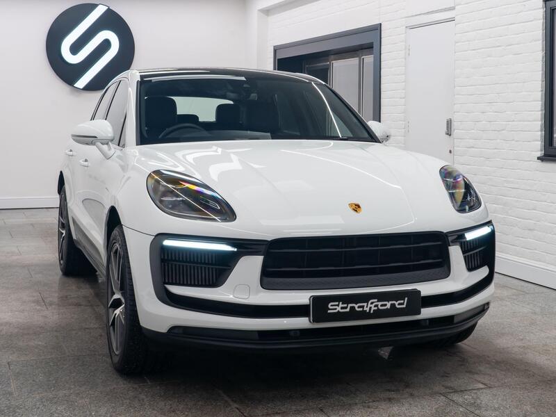 Porsche Macan view 2