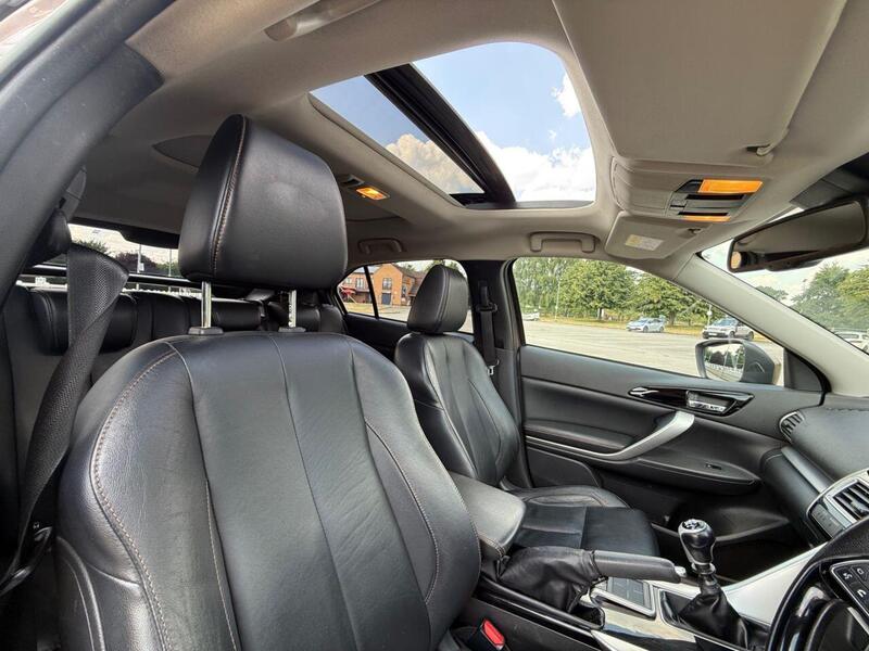 Mitsubishi Eclipse Cross view 3