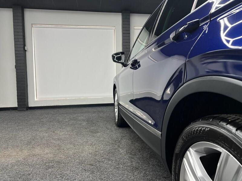 Volkswagen Tiguan view 7