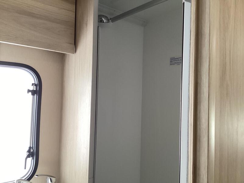 Auto-Trail Expedition C71 — image 24
